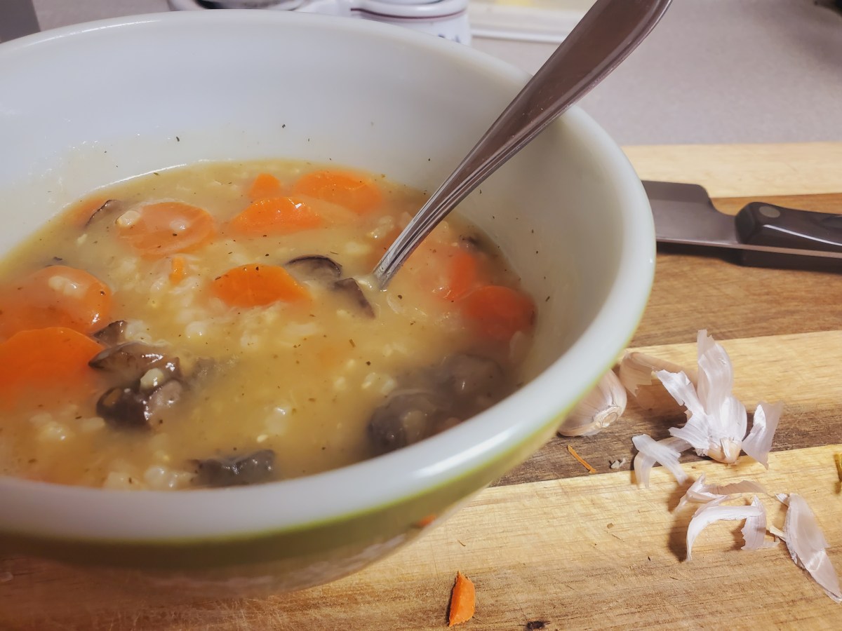 Simple Mushroom & Brown Rice&nbsp;Soup